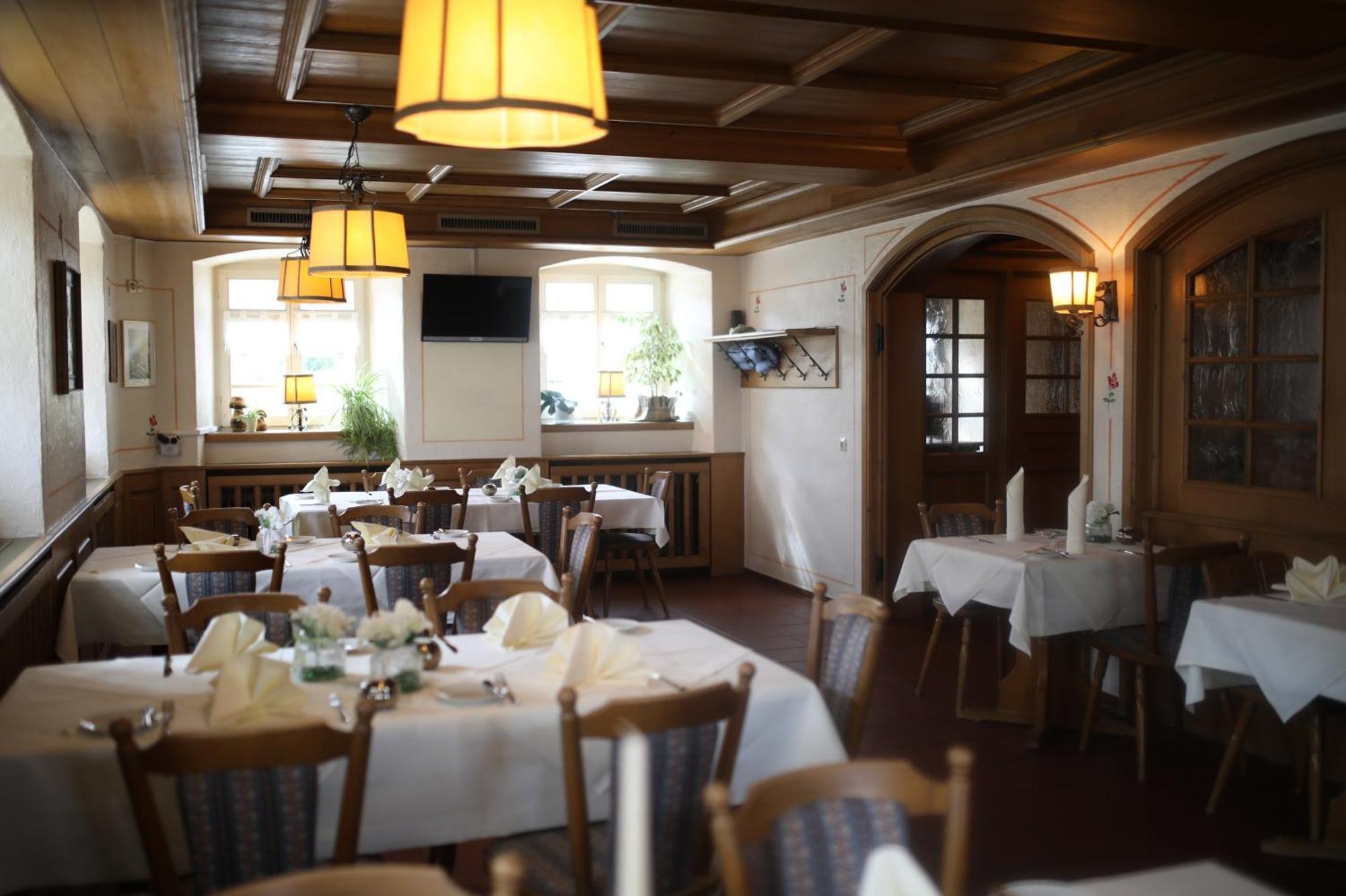 Gasthaus Hotel Zum Kreuz Stetten am Kalten Markt Bagian luar foto